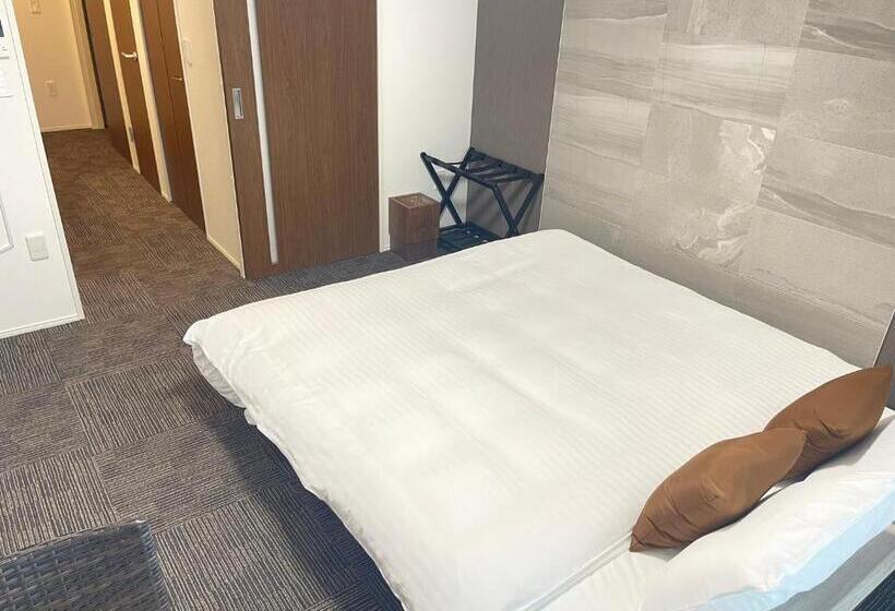 Cocostay銀山町リバーサイド,cocostay Kanayamacho Riverside, Great Location River View 5 Min Walk From The Near