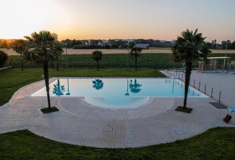 ホテル Agriturismo La Buona Compagnia