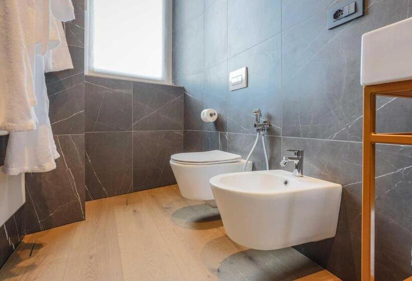 هتل Ar Suites&art