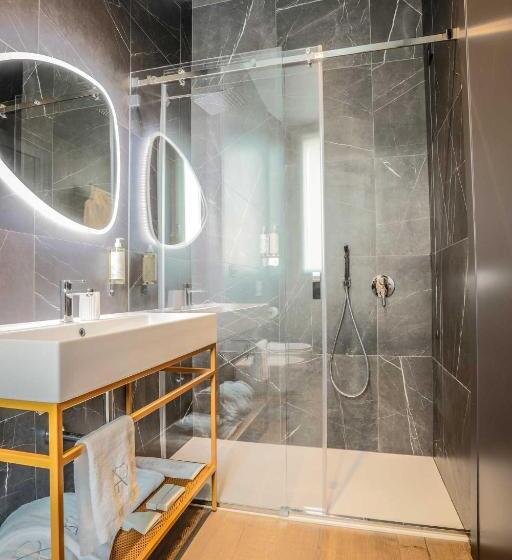 هتل Ar Suites&art