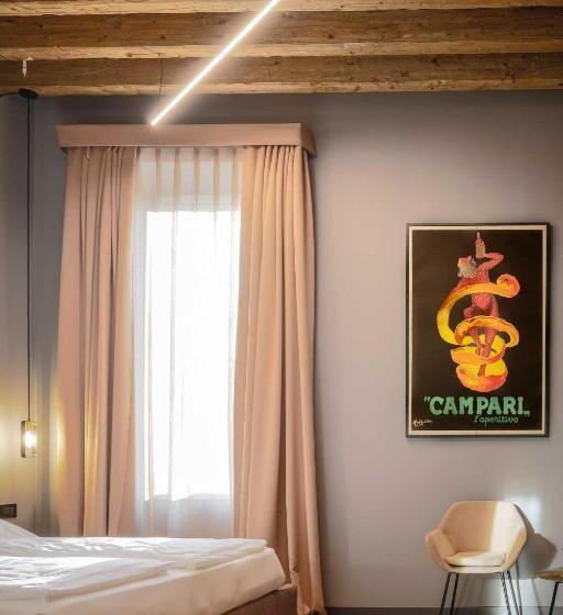 هتل Ar Suites&art