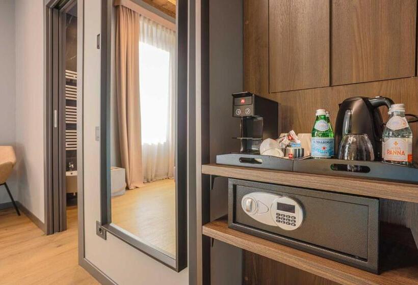 هتل Ar Suites&art