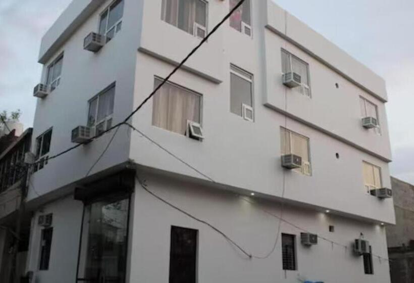 Отель Avexia Kanha Residency