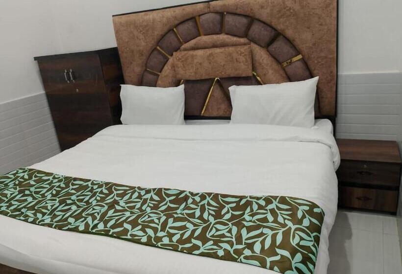 호텔 Avexia Kanha Residency