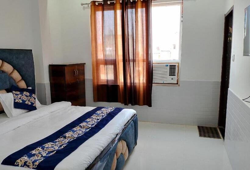 酒店 Avexia Kanha Residency