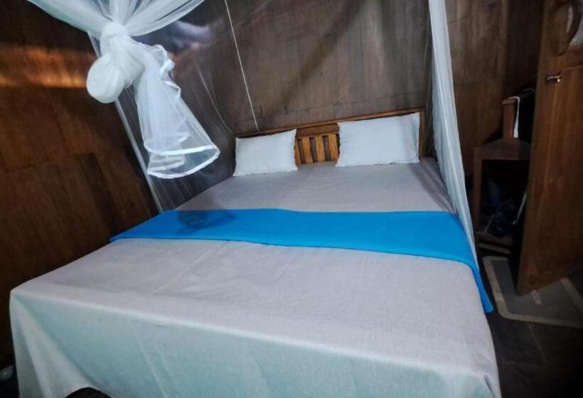 בית מלון כפרי Aybish Resort