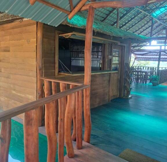 Отель Aybish Resort