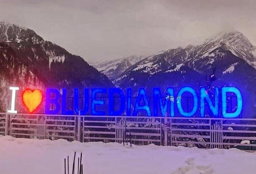 ホテル Blue Diamond