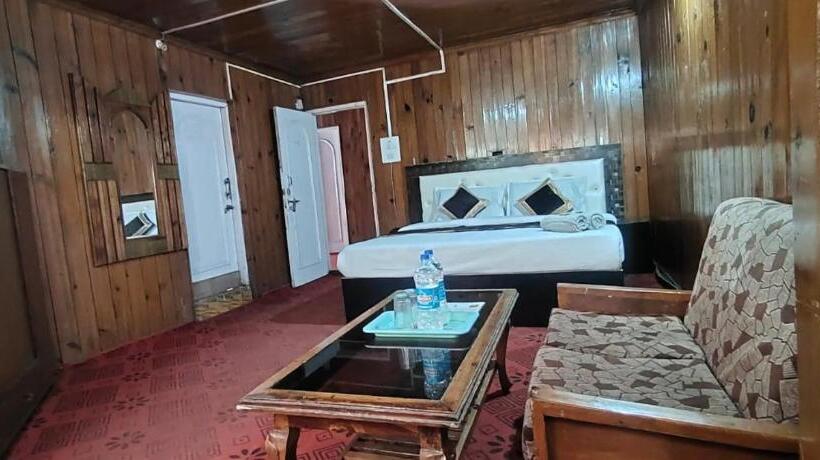 בית מלון כפרי Broadway Patnitop