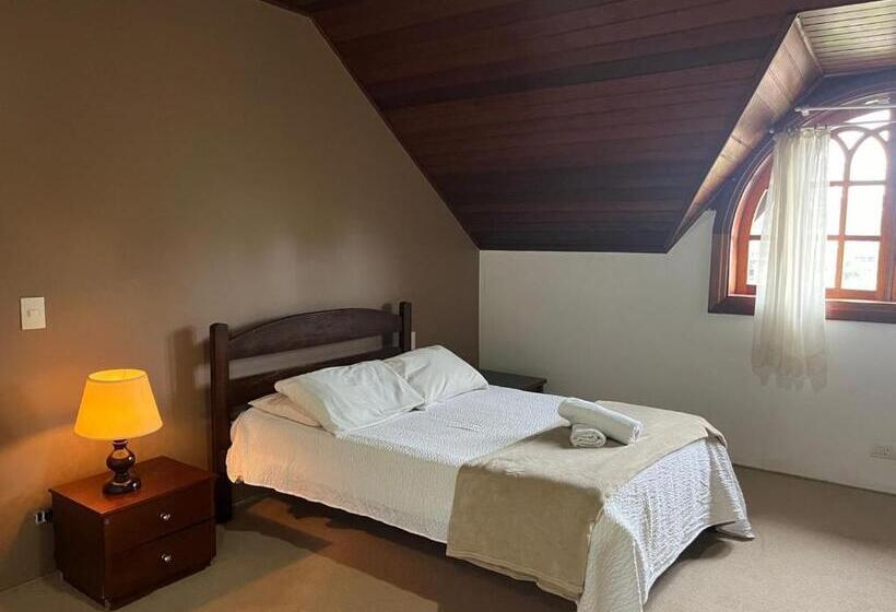 ホテル Cerejeira Guest House