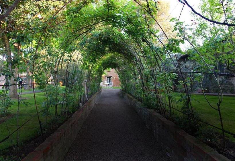 בית מלון כפרי Equo Suites