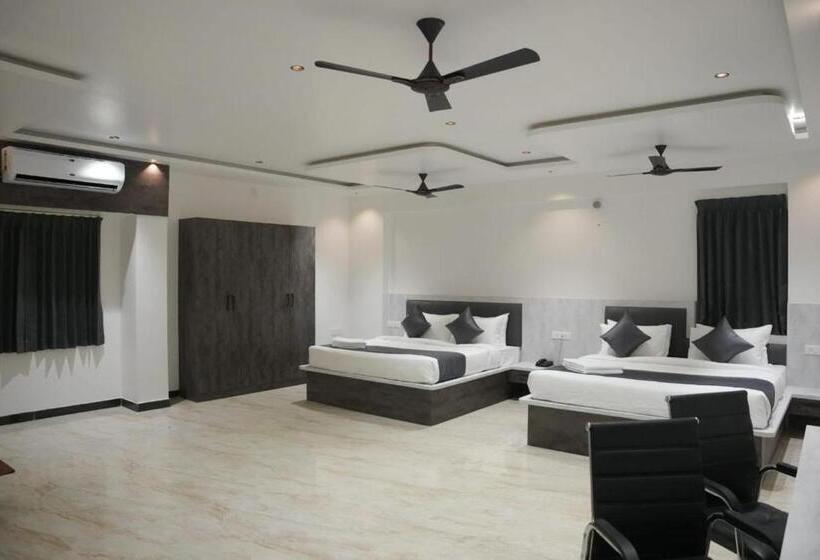 فندق Goldeye S Inn