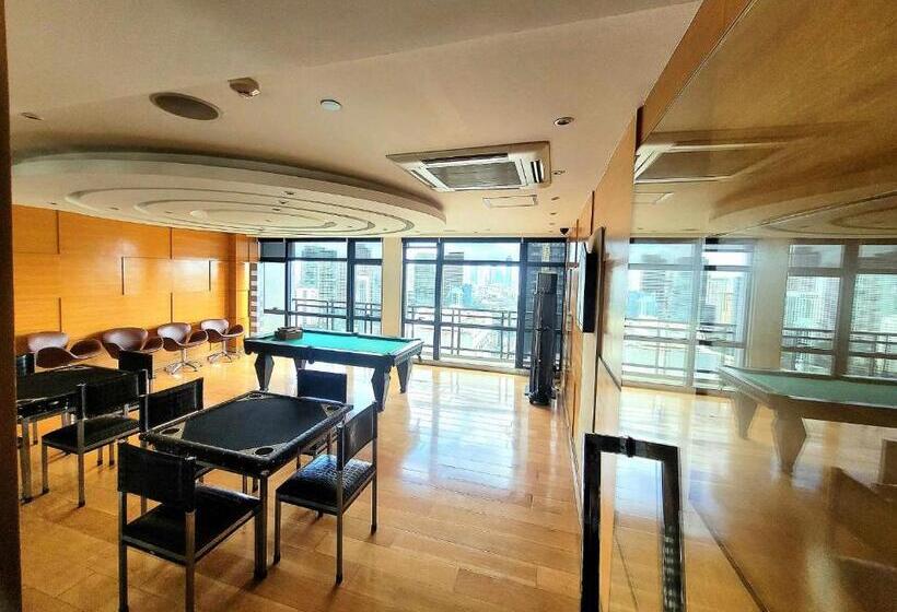 هتل Gramercy Staycaytion