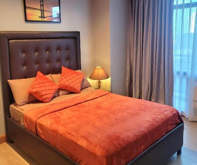 هتل Gramercy Staycaytion