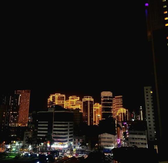 هتل Gramercy Staycaytion