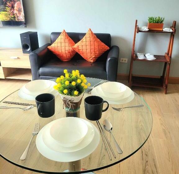 هتل Gramercy Staycaytion