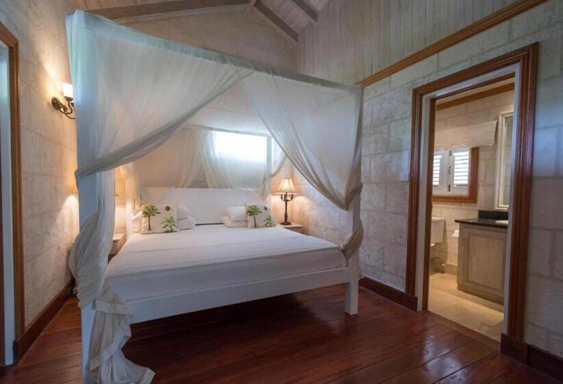 Отель La Hacienda Bellevue