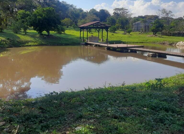 בית מלון כפרי Hacienda Rosa Franca