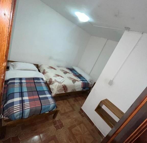 هتل Hostal Don Viche