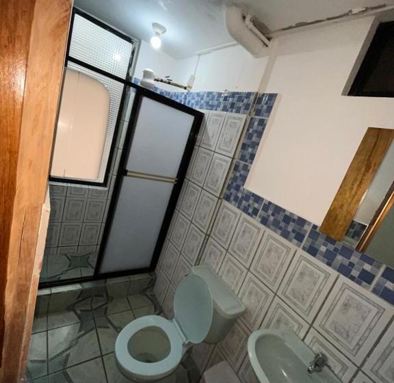 هتل Hostal Don Viche