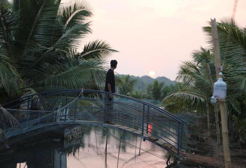 فندق Kandal Theeram Farms