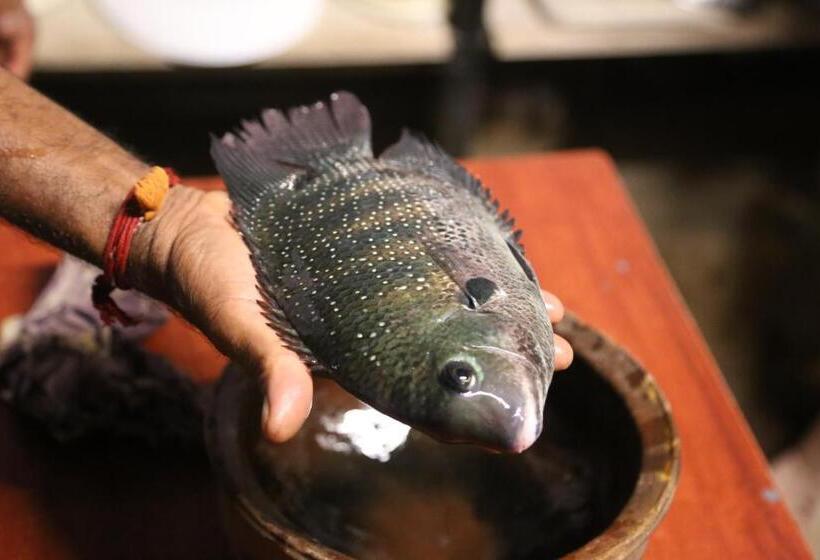 فندق Kandal Theeram Farms