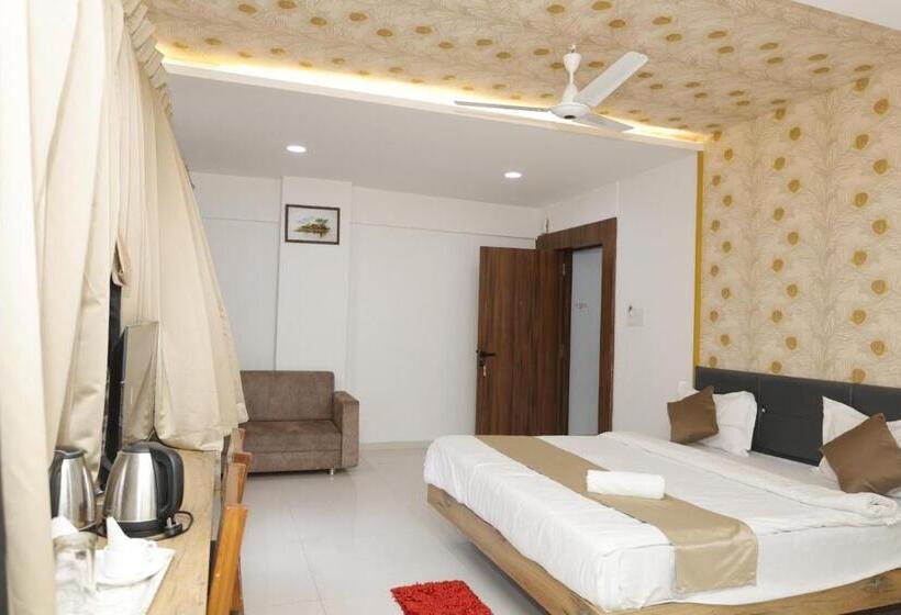 Отель Karan International ,aurangabad