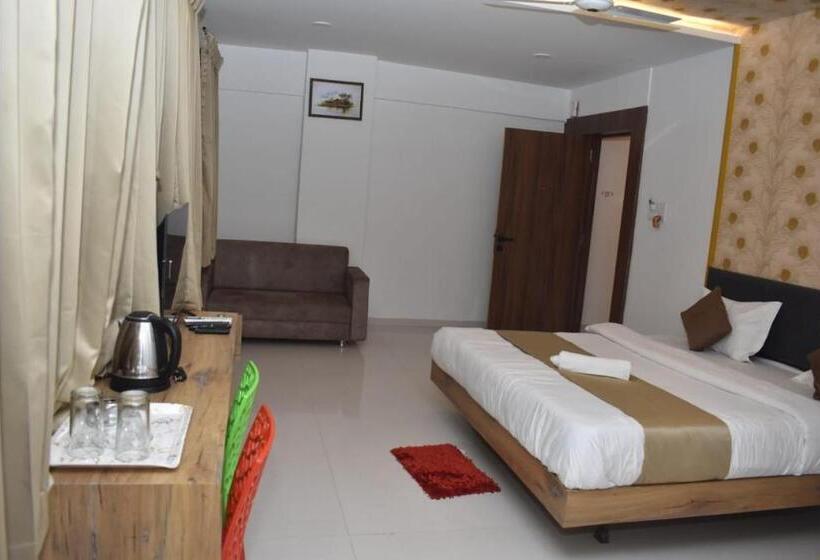 Отель Karan International ,aurangabad