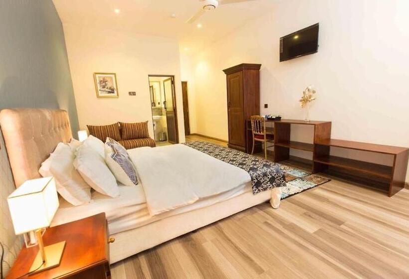 בית מלון כפרי Lotus Grand View