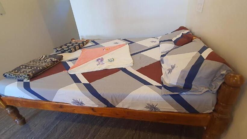 酒店 Ozone Beach Cafe And Stay Gkn#