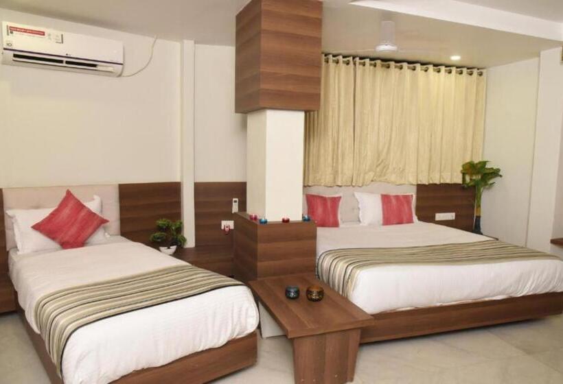 Hotel Rajpath Inn