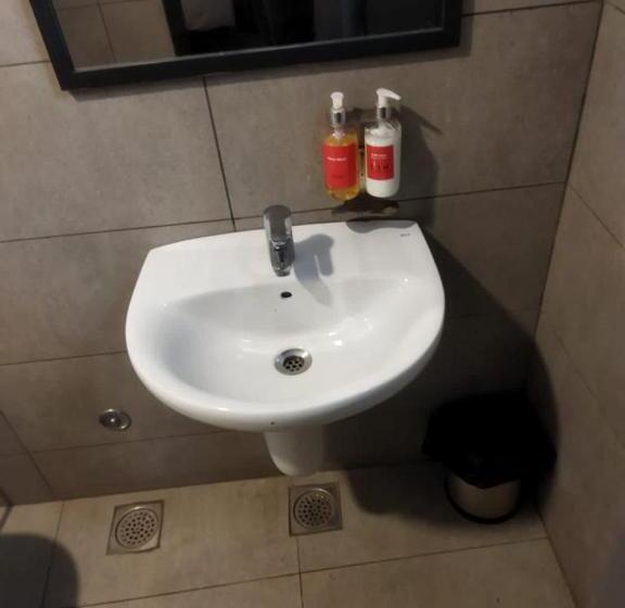 Hotell Red Chilly B&b