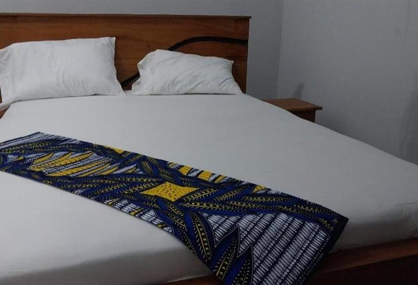 فندق Residencial Casa Amarela