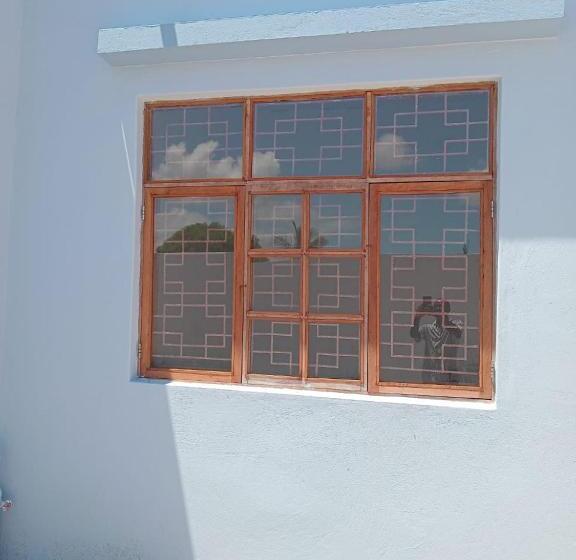 فندق Residencial Casa Amarela