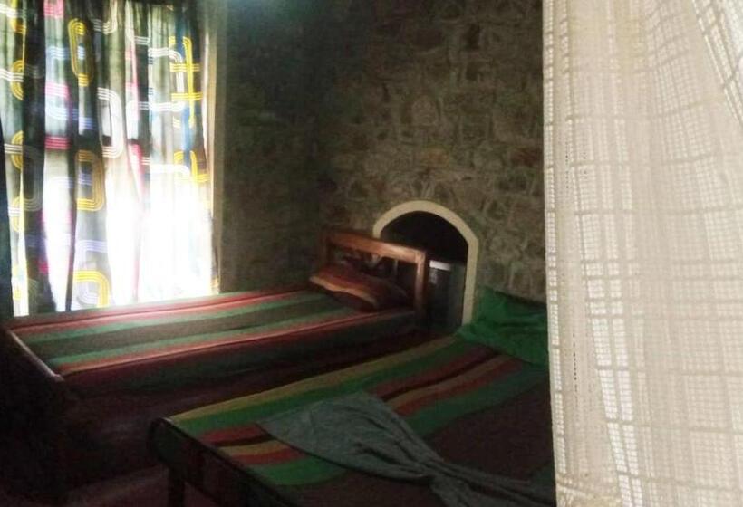 בית מלון כפרי Riverston Hub