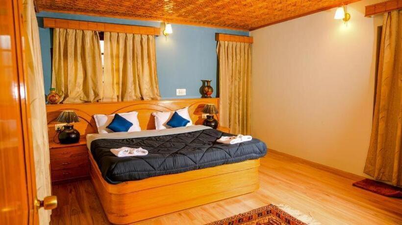 בית מלון כפרי Ronakgroupofcottages