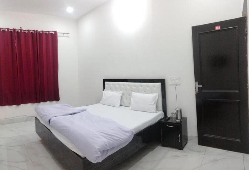 فندق Royal Grand