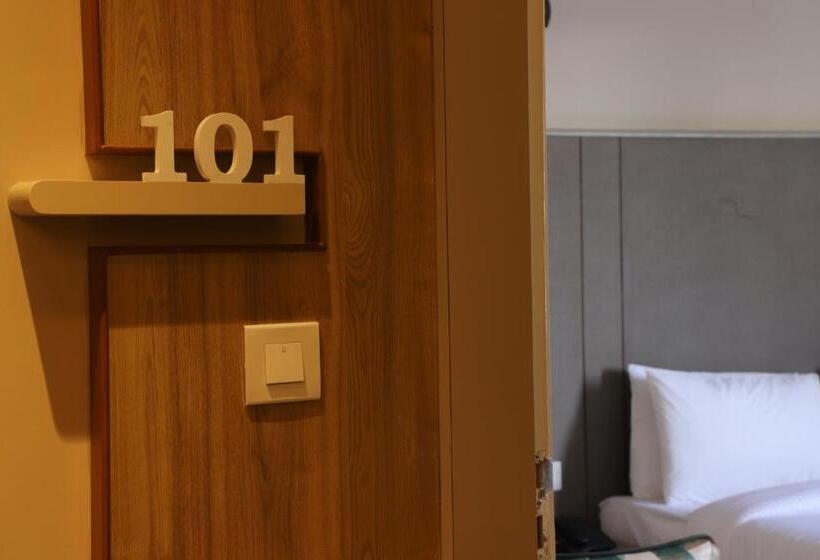 בית מלון כפרי Sai