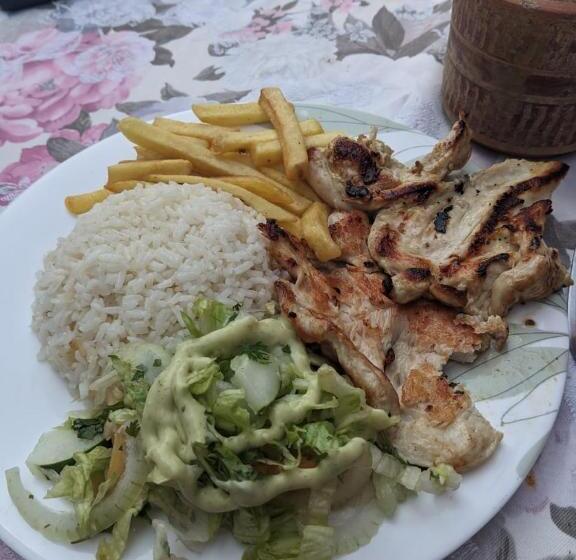 酒店 Santa Veronica Inn