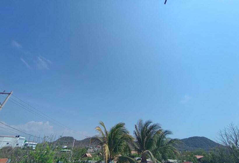 فندق Santa Veronica Inn