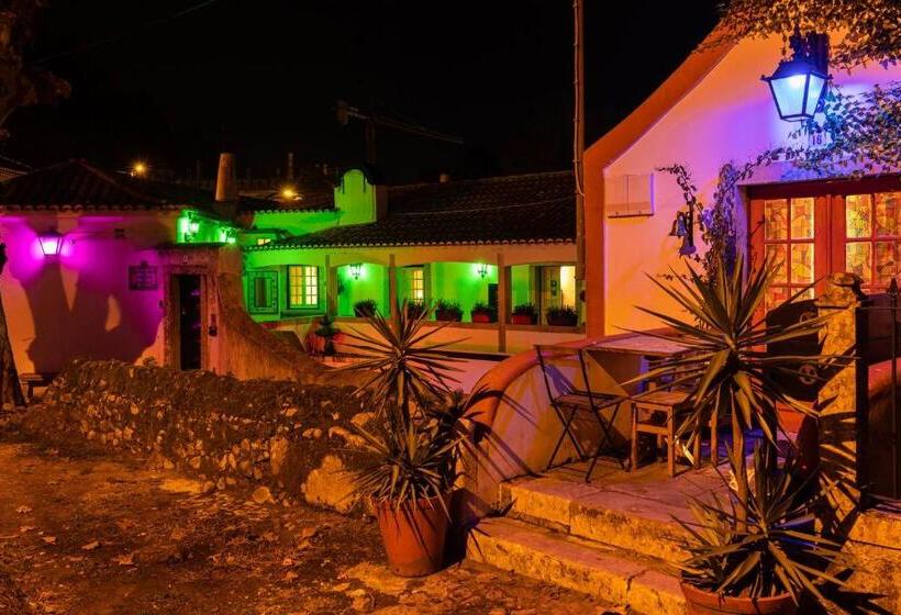 هتل Sintra Wow   Unique Double Smart Room In 17th Century Palace! Hot Tub, Snooker, Bbq, Ps5, Sauna, Gym