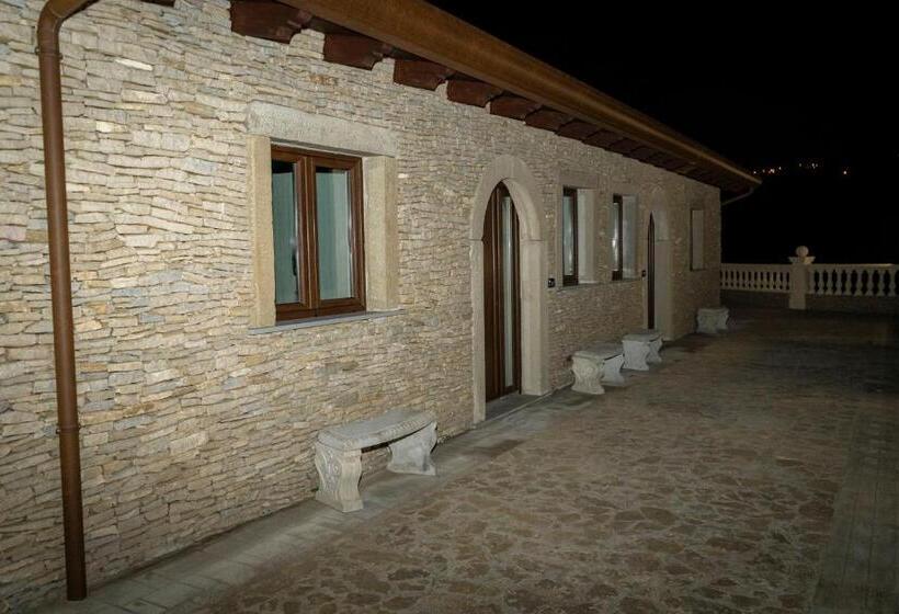 Отель Tenuta Pietravera