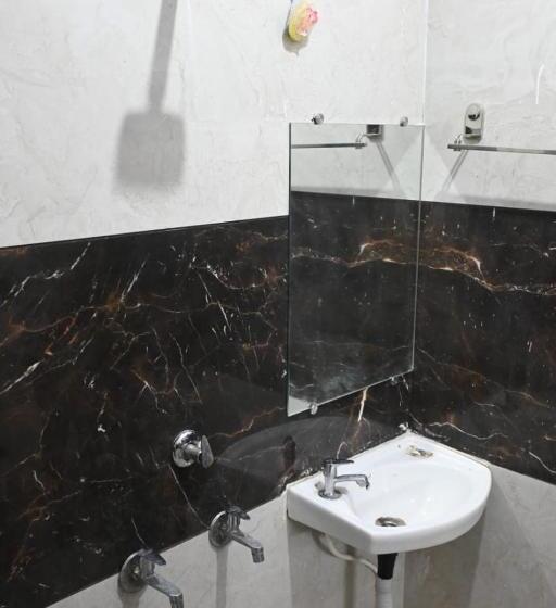 ホテル The New Lake Palace