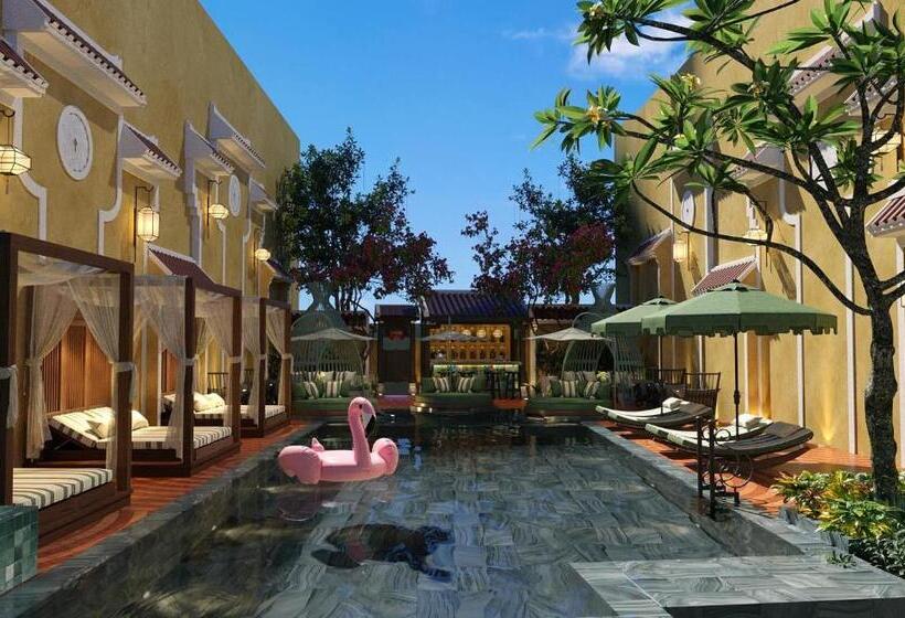 هتل The Signature Hoi An