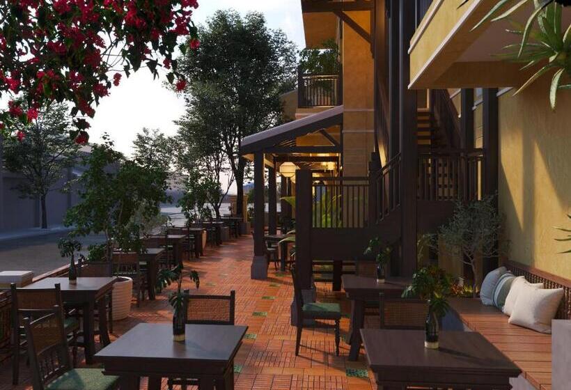 هتل The Signature Hoi An