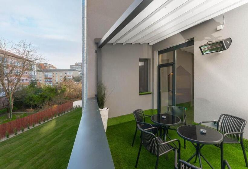 Отель Urban Budget