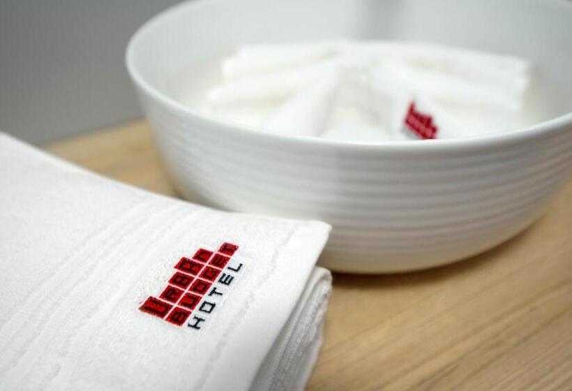 Отель Urban Budget