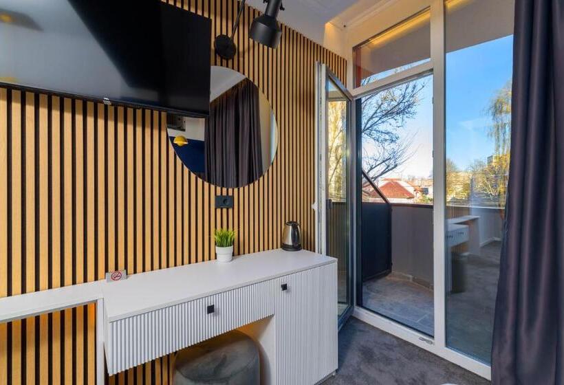 Отель Urban Budget