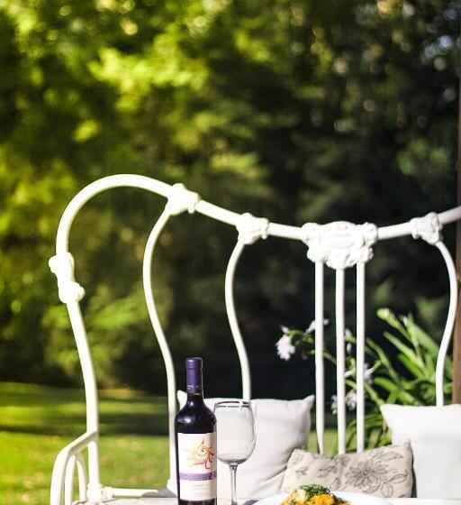 La Pedrera Hotel Boutique, Raco