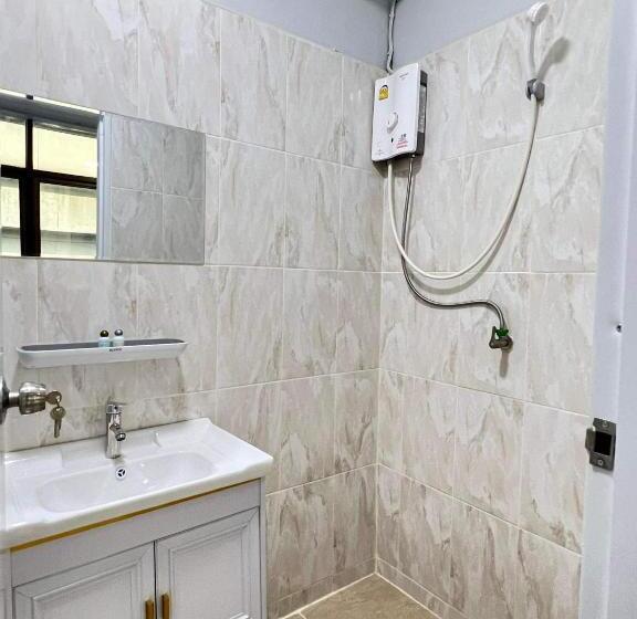 Luna Hotel สถานีดอนเมือง